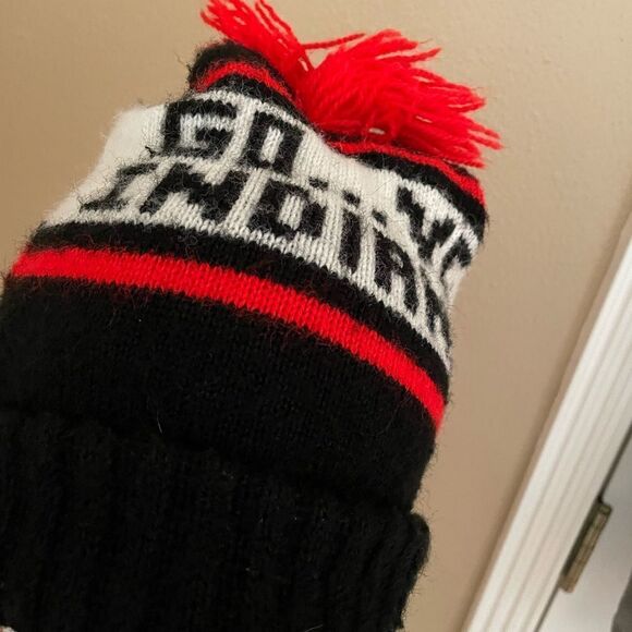 Go VC Indians Vintage Knit Adult Hat - Picture 14 of 15